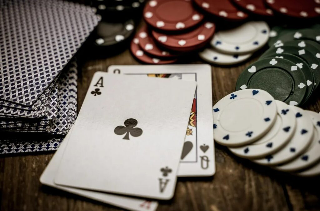 Poker King88 3 Tiến hành phân tích trước khi đưa ra hành động